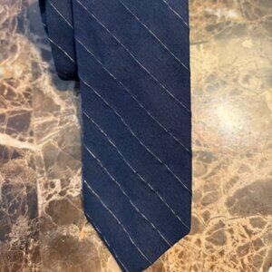 NWT CALVIN KLEIN Midnight Blue Gold Pinstripe Silk Tie Classic Preppy Quiet lux